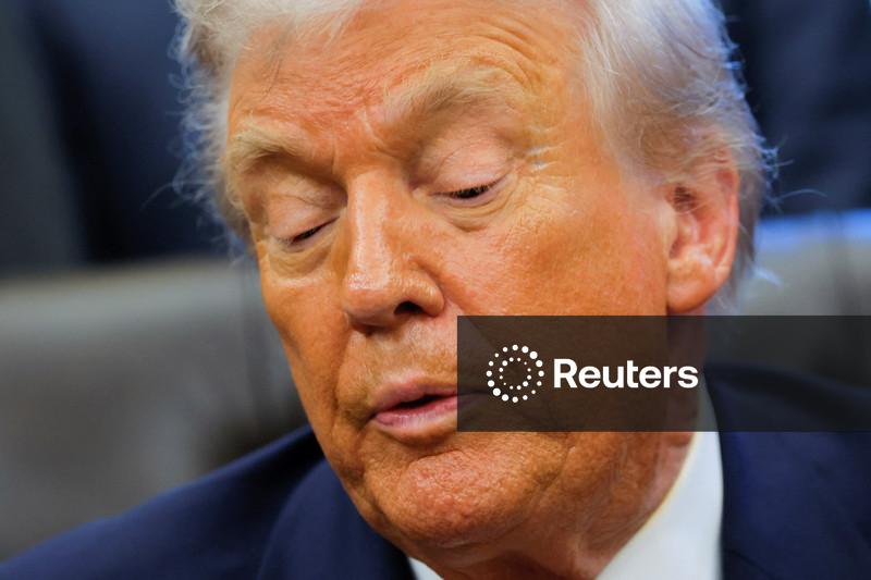 Governo Trump diz que Europa corre risco de "apagamento civilizacional", e gera protestos