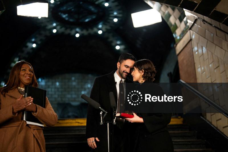 Novo prefeito de Nova York, Mamdani, toma posse com agenda progressista