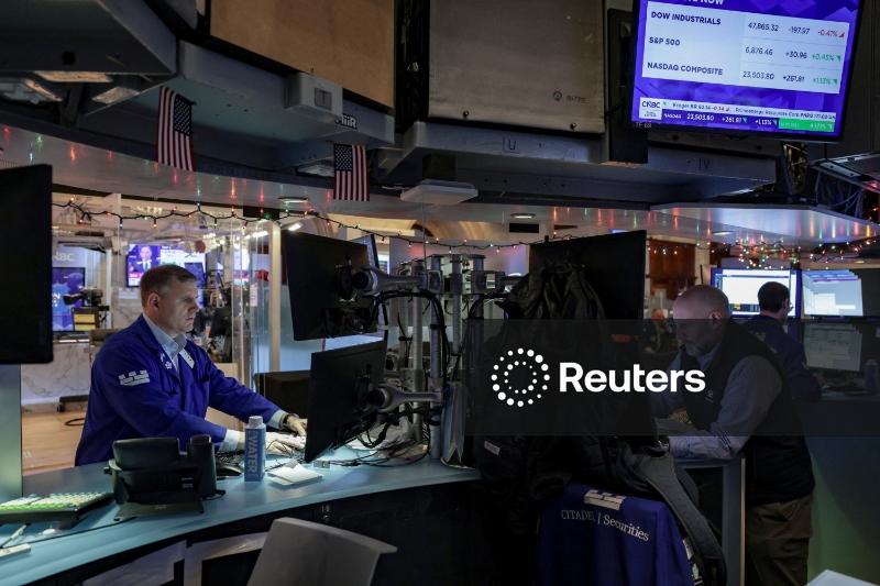 Dow Jones sobe na 1ª sessão de 2026, mas ainda sem "alta do Papai Noel"