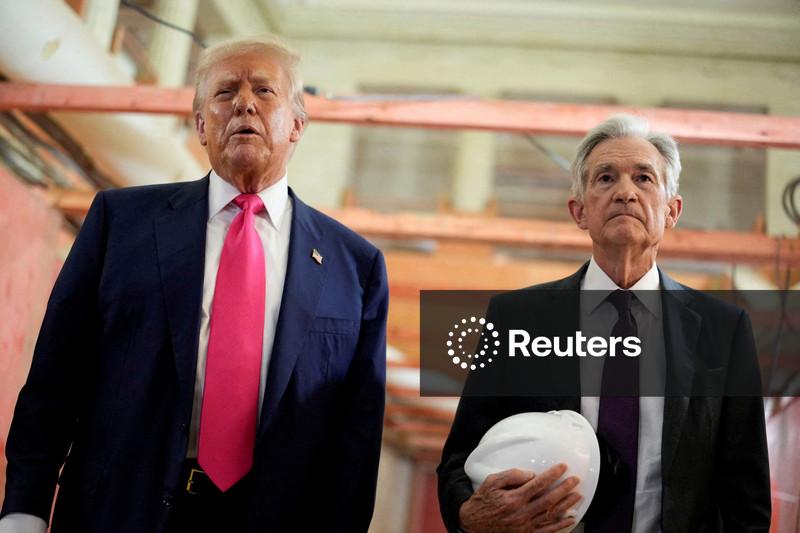 Trump critica novamente Powell, do Fed, e diz que "adoraria demiti-lo
