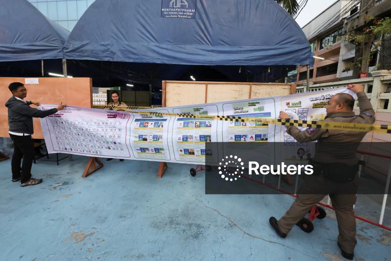 Partido do premiê tailandês lidera apuração inicial da eleição