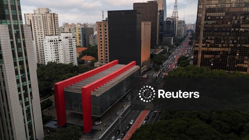 Confiança de serviços avança pelo segundo mês seguido em dezembro