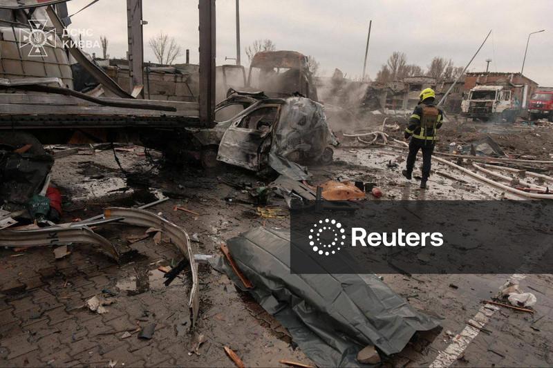 Zelenskiy diz que Ucrânia está pronta para avançar com plano de paz e discutirá pontos controversos com Trump