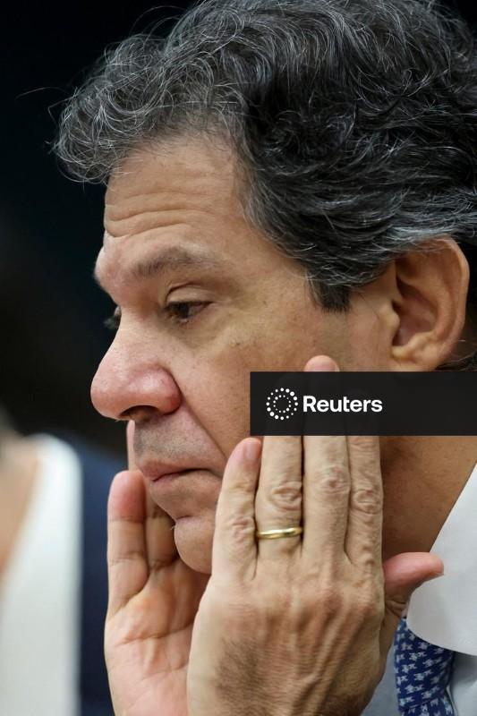 Haddad reitera desejo de participar de campanha de Lula e diz que busca convencer presidente