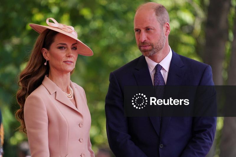 Príncipe William e Kate se dizem “profundamente preocupados” com revelações sobre Epstein