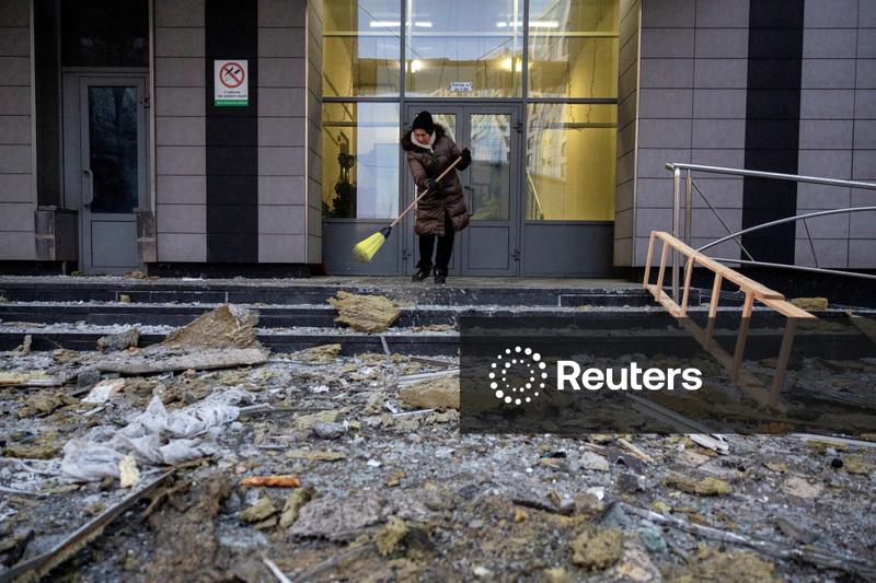 Rússia bombardeia instalações energéticas ucranianas antes de negociações de paz