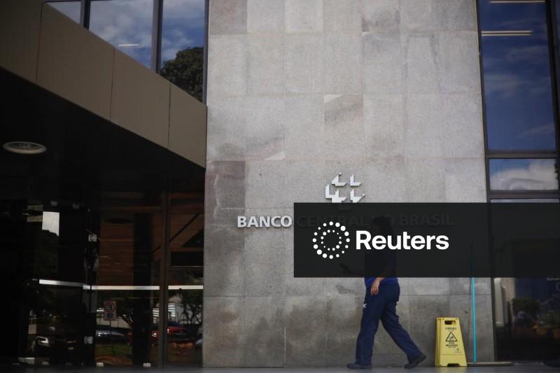 Estoque de crédito no Brasil sobe 1,8% em Dezembro, diz BC