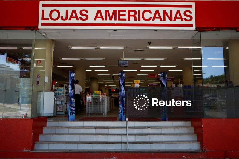 Americanas fecha 2025 com caixa maior, mas número de clientes recua
