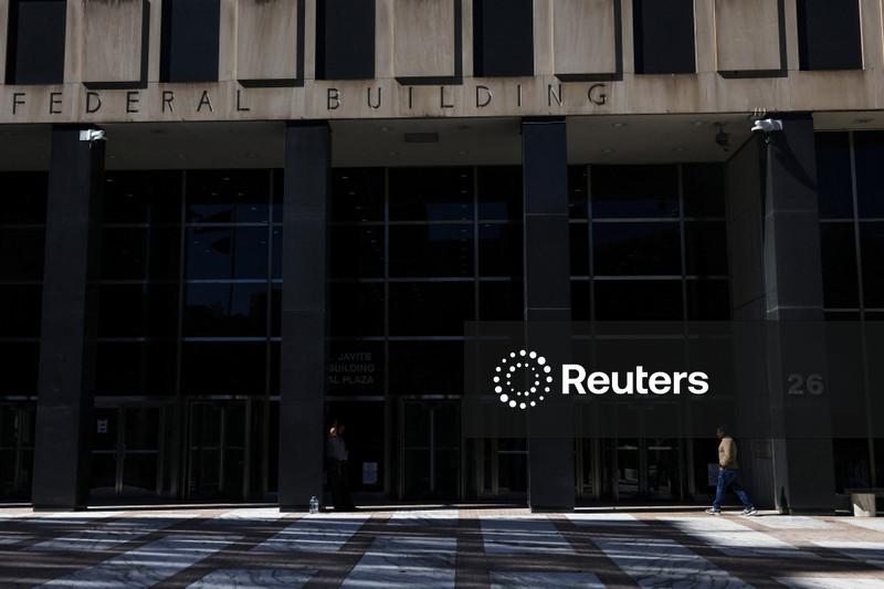 Força de trabalho federal dos EUA cai para nível mais baixo em pelo menos uma década