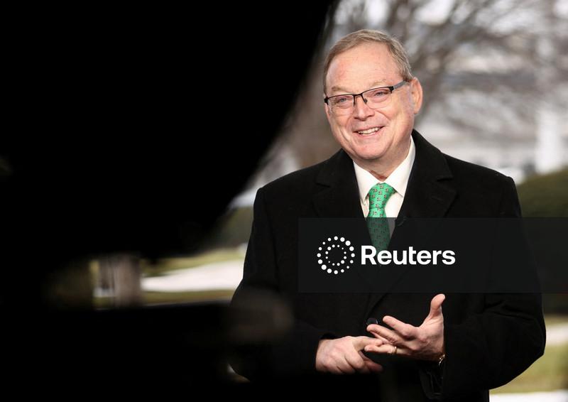 Hassett, assessor de Trump, sugere que pesquisadores do Fed de Nova York sejam punidos por discussão sobre tarifas