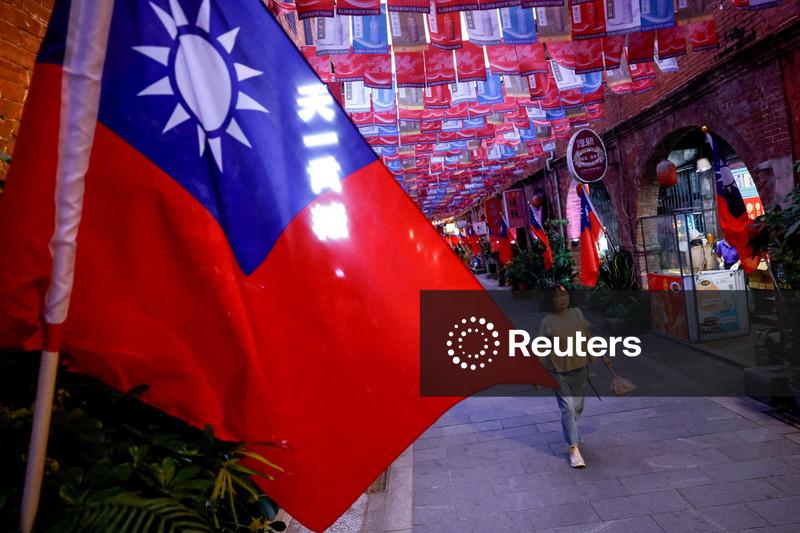 China diz que Japão pagará "preço doloroso" se ultrapassar limites em relação a Taiwan