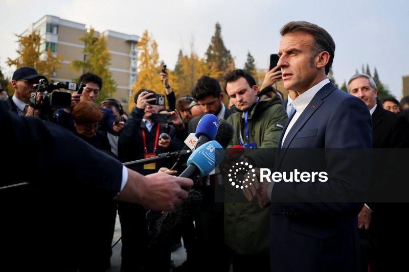 Macron diz que unidade entre Europa e EUA em relação à Ucrânia é "essencial"