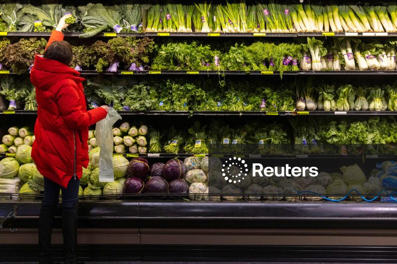 Preços ao produtor nos EUA aceleram em dezembro por serviços