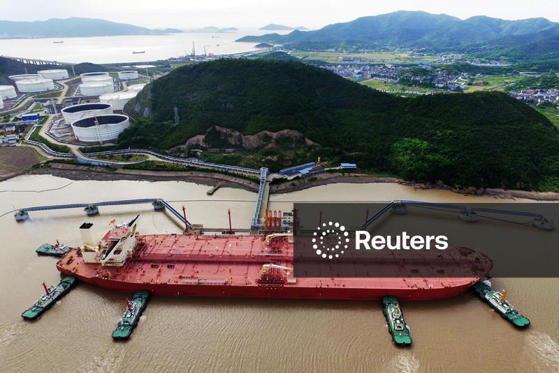 China importa volume recorde de petróleo dos Emirados Árabes Unidos, Brasil e Canadá em dezembro