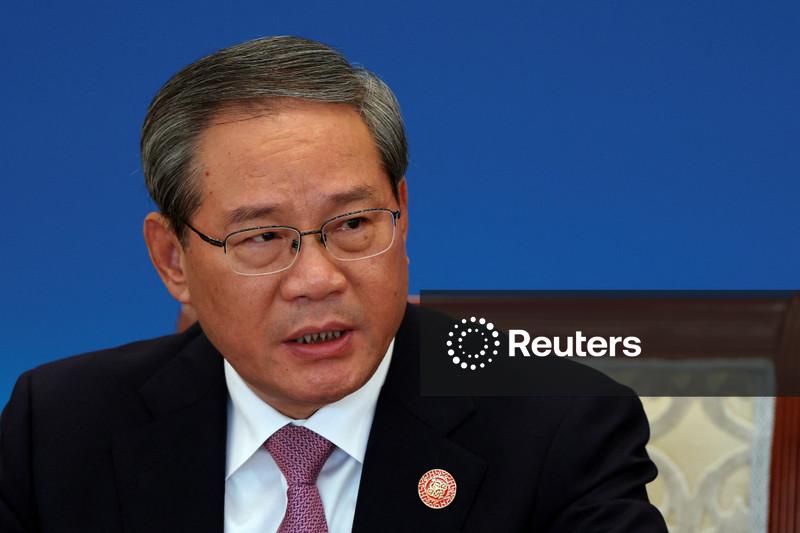 China pede que parceiros comerciais rejeitem tarifas após superávit recorde gerar tensões