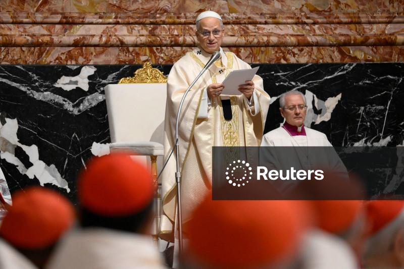 Papa Leão 14 pede a cardeais católicos que criem Igreja mais inclusiva