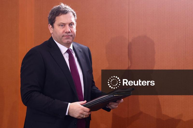 Ministro das Finanças da Alemanha pede acelereção da implementação de investimentos