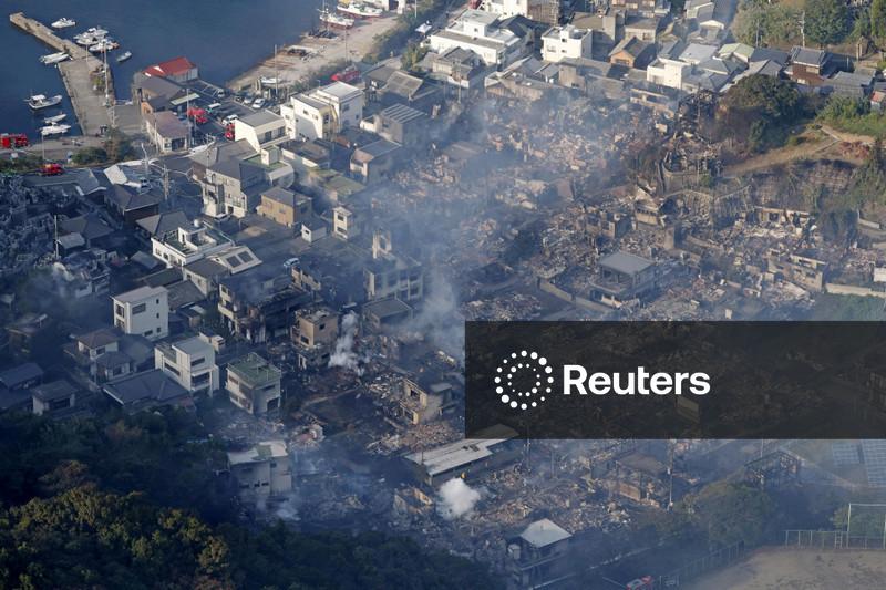 Maior incêndio do Japão em quase 50 anos destrói 170 edifícios e mata uma pessoa