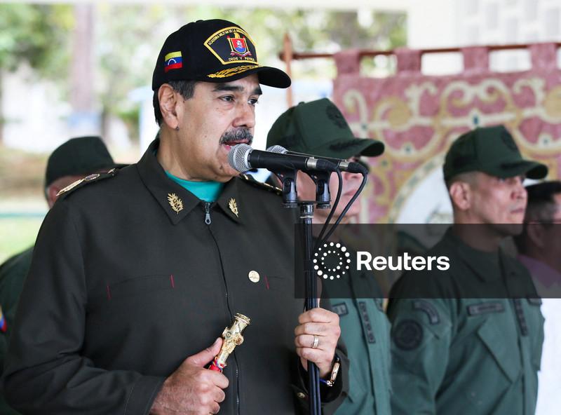 Maduro faz aceno aos EUA e sugere conversas sérias