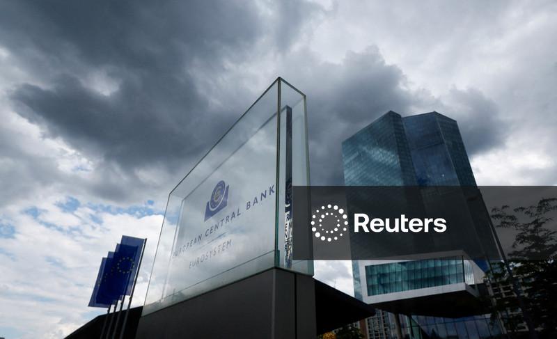 BCE mantém juros e melhora perspectiva econômica