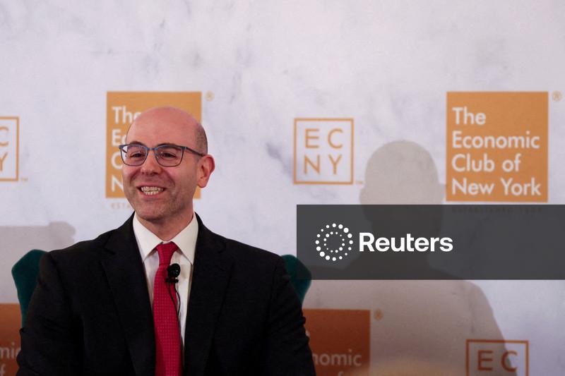 Miran diz que apoiaria corte de 0,25 p.p. nos juros pelo Fed se seu voto definir redução--TV Bloomberg