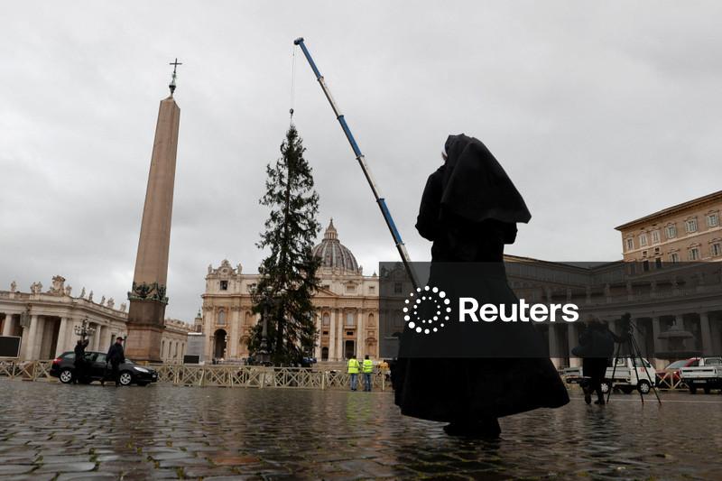 Comissão do Vaticano vota contra permissão de mulheres como diaconisas