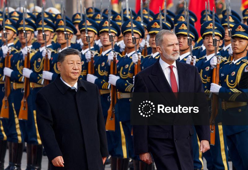 Xi defende laços mais estreitos em reunião com rei espanhol enquanto Madri corteja investimentos chineses