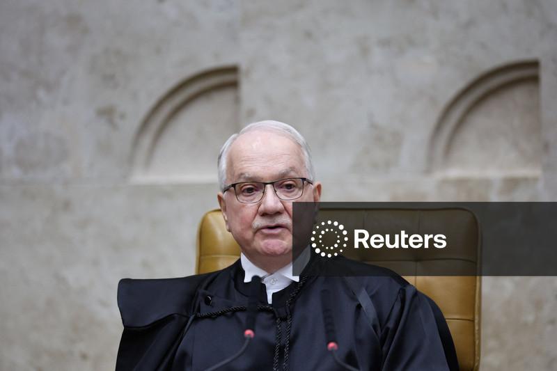 Fachin estabelece código de ética do STF como prioridade e anuncia Cármen Lúcia como relatora