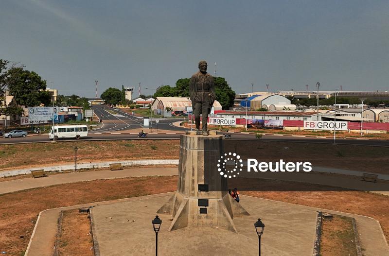 Oficiais do Exército dizem que tomaram poder em Guiné-Bissau, informa rádio francesa