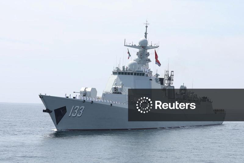 EXCLUSIVO-China está reunindo navios militares em toda região em demonstração de força naval, dizem fontes