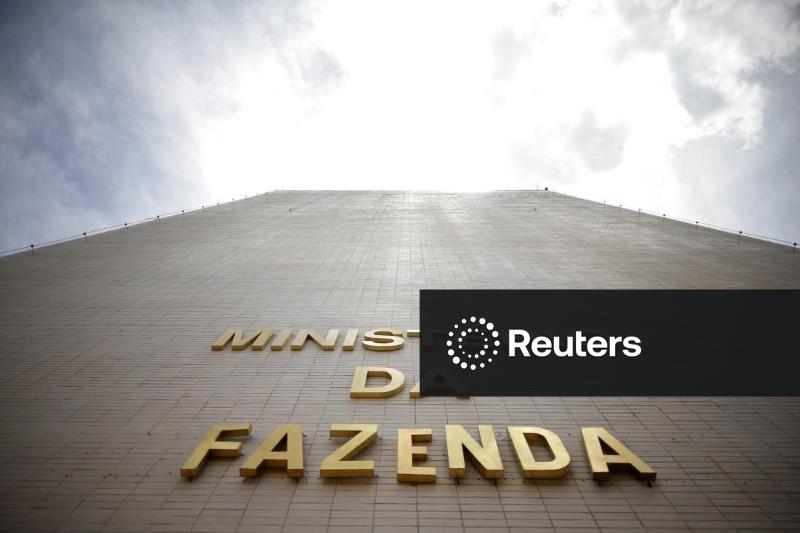 Fazenda reduz projeção para o crescimento do PIB de 2,4% para 2,3% em 2026
