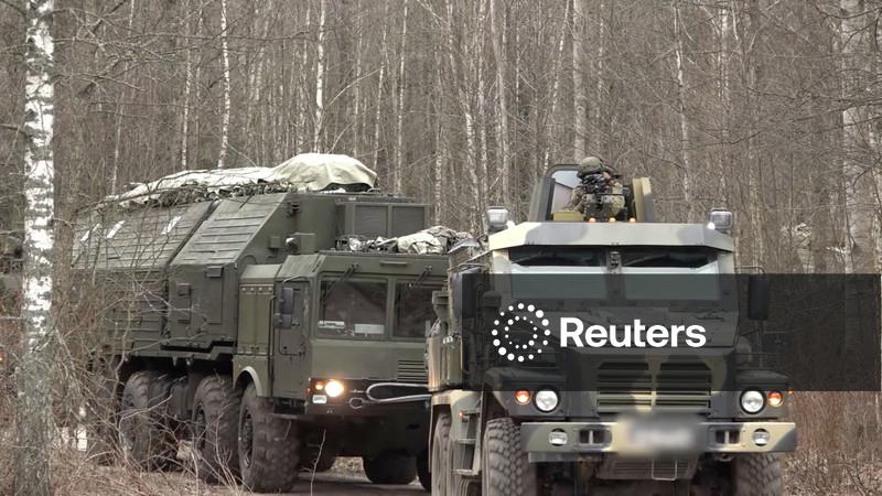 Rússia dispara míssil hipersônico contra alvo na Ucrânia perto da fronteira com Otan