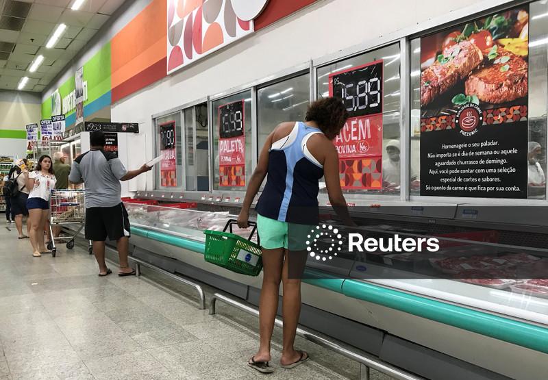 IGP-10 sobe 0,29% em janeiro com pressão de preços ao produtor e ao consumidor, diz FGV