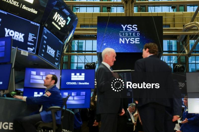 Wall Street tomba com operadores preocupados com disrupção causada por IA