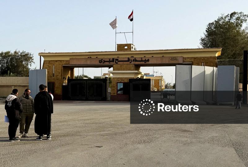 Israel reabre passagem fronteiriça de Rafah, entre Gaza e Egito, com restrições rigorosas