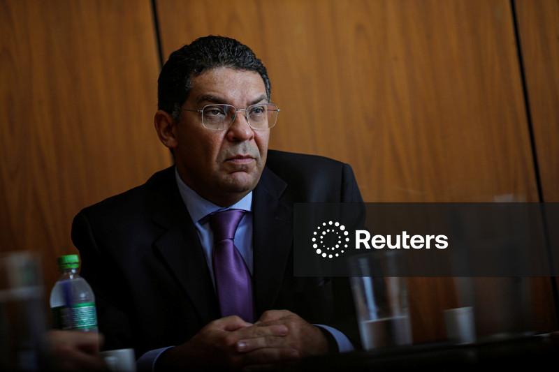 Mansueto critica gestão econômica de Lula e atribui cenário melhor a fatores externos