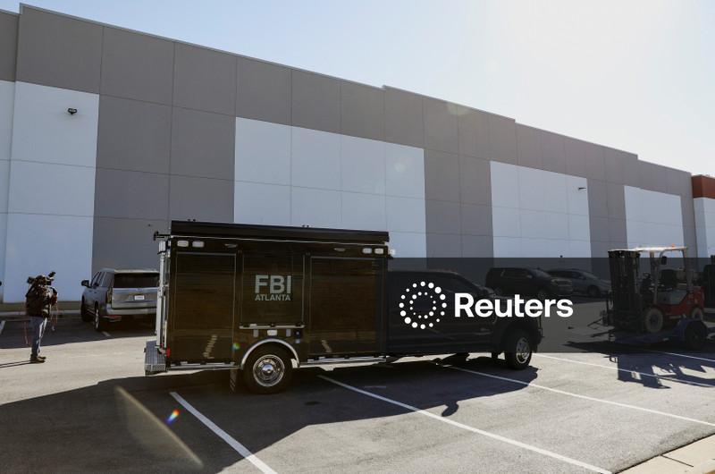 FBI faz buscas no escritório eleitoral de Atlanta, investigando alegações de fraude eleitoral de Trump em 2020