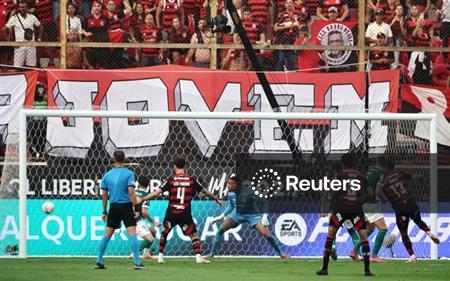 Flamengo vence Palmeiras com gol de Danilo e conquista sua quarta Libertadores