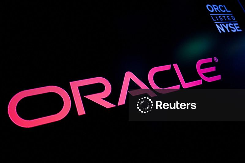 Ações da Oracle caem com previsões sombrias e gastos crescentes; preocupações com bolha de IA aumentam