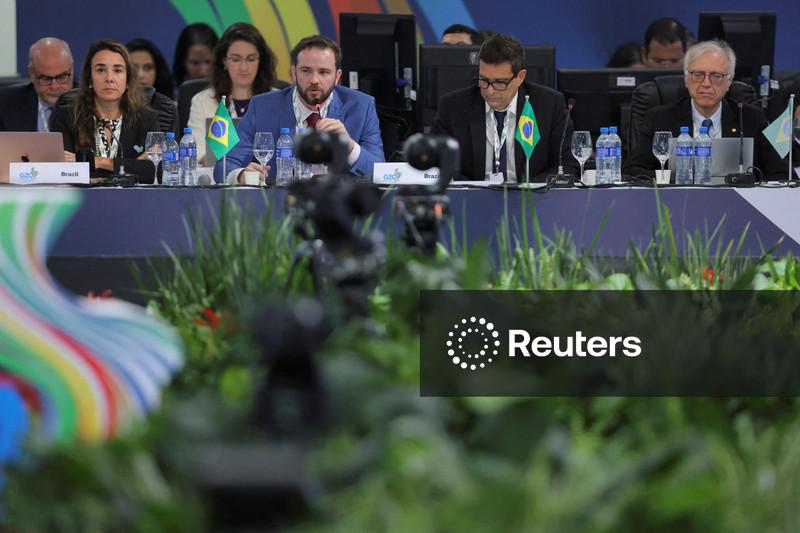 Governo tem estudado taxação de criptoativos, diz Durigan