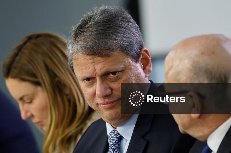 Tarcísio ecoa Haddad por aprovação de lei contra devedor contumaz e diz que vai "para cima" em apoio à proposta