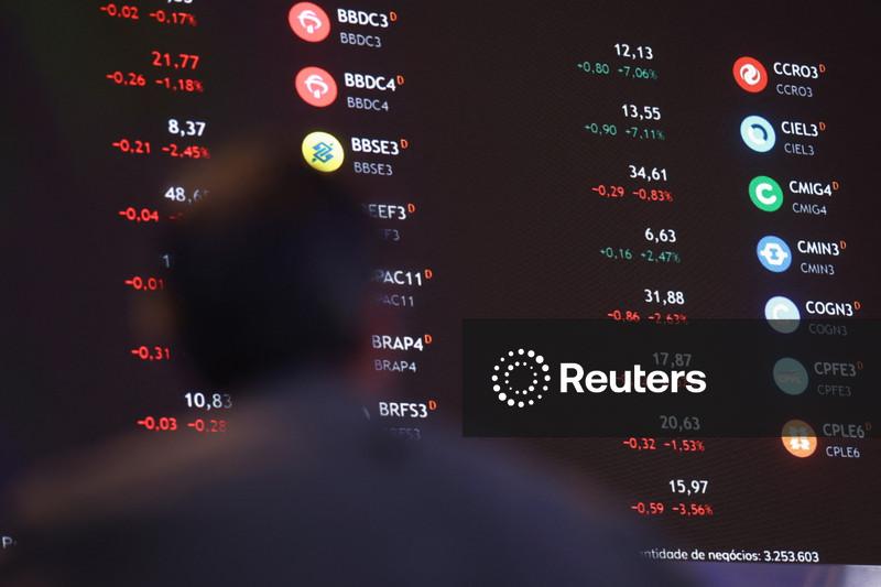 Ibovespa flerta com 162 mil pontos e segue a caminho de melhor desempenho anual desde 2016