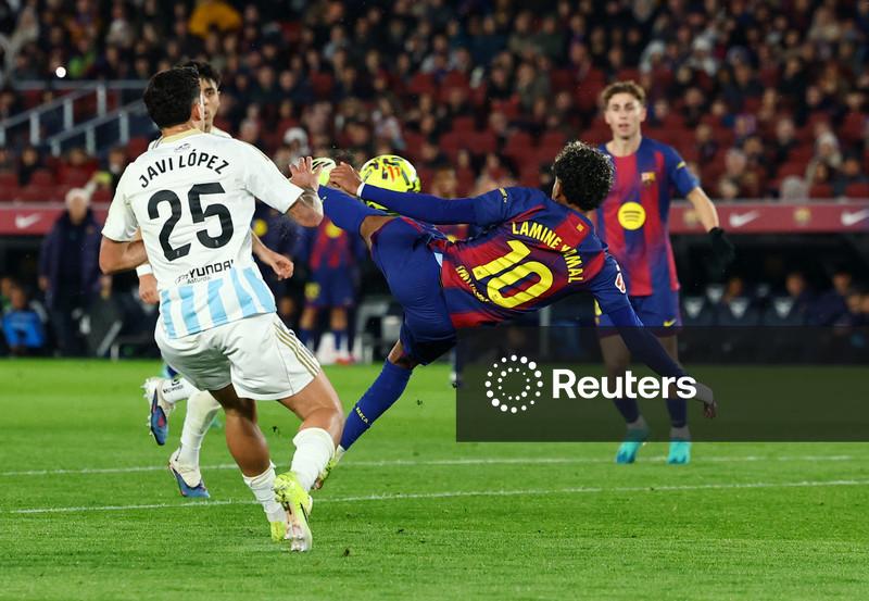 Yamal faz gol espetacular e Barcelona derrota Oviedo para recuperar liderança da LaLiga