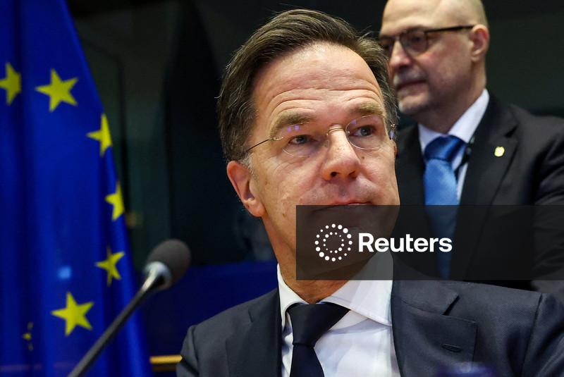 Secretário da Otan rejeita apelos por um exército europeu motivados por temores de Trump