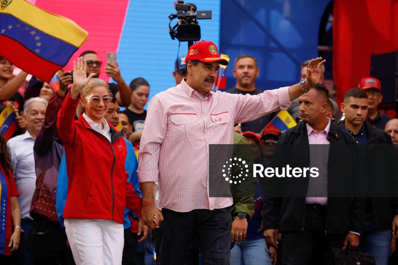 Aliados da Venezuela apoiam Maduro enquanto aumentam tensões com os EUA