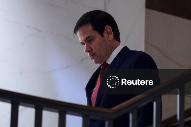 Com retirada de Maduro, capital político de Rubio fica atrelado à Venezuela
