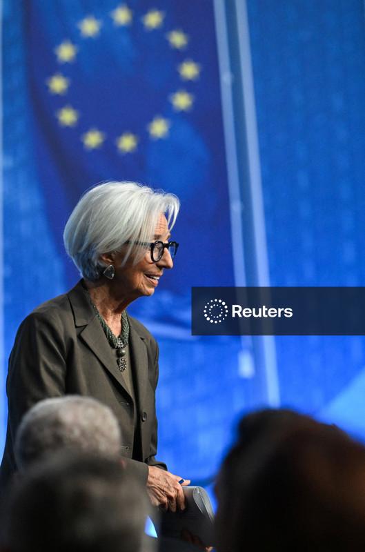 Operadores apostam que BCE manterá juros inalterados ao longo do ano, mantendo foco no euro