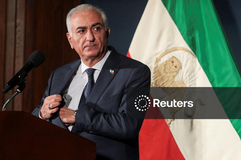 Filho do último xá do Irã pede mais pressão para ajudar manifestantes