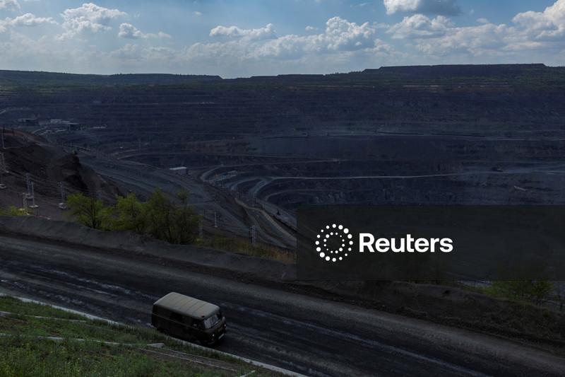 Mina a céu aberto da Joint Venture Southern Iron Ore, em meio ao ataque da Rússia à Ucrânia, em Kryvyi Rih, Ucrânia