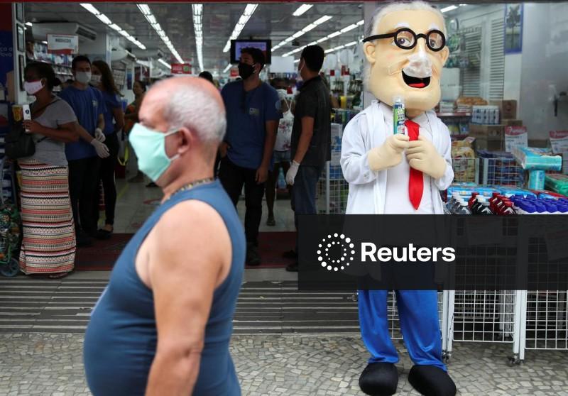 IPCA-15 desacelera em janeiro, mas vai a 4,5% em 12 meses